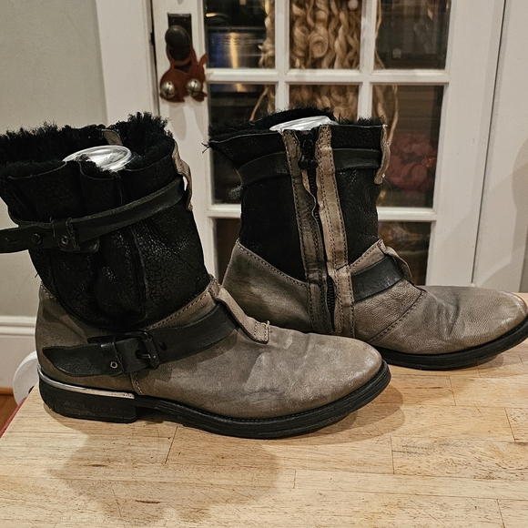 A.S.98 Gray/Black Strappy Ankle Boots Sherling Lined 41 EUC - Picture 4 of 7